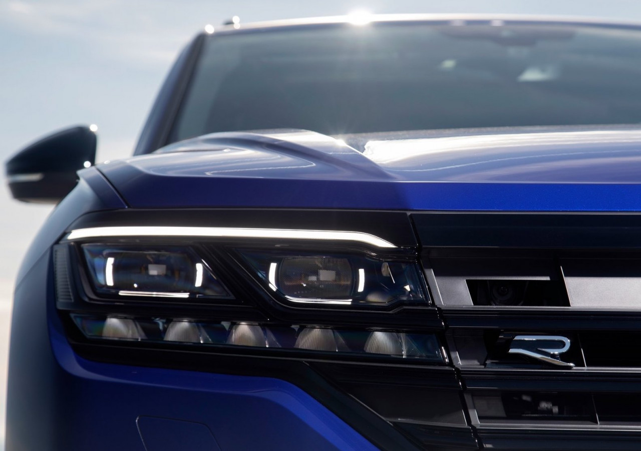 The new VW Touareg R is the first R model to feature a plug-in hybrid drive. - Pic courtesy of Volkswagen Group AG