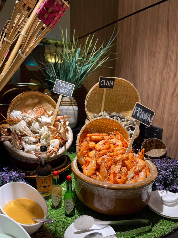 Some of the seafood on offer at the Iconic Hotel in Bukit Mertajam. – Rachel Yeoh pic