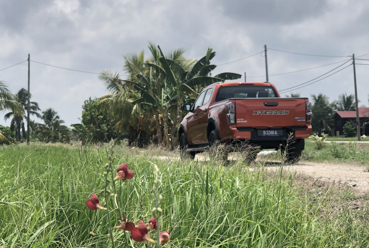 Despite all its comforts, the brand new Isuzu D-Max is still a workhorse pickup truck. - Daniel Fernandez pic