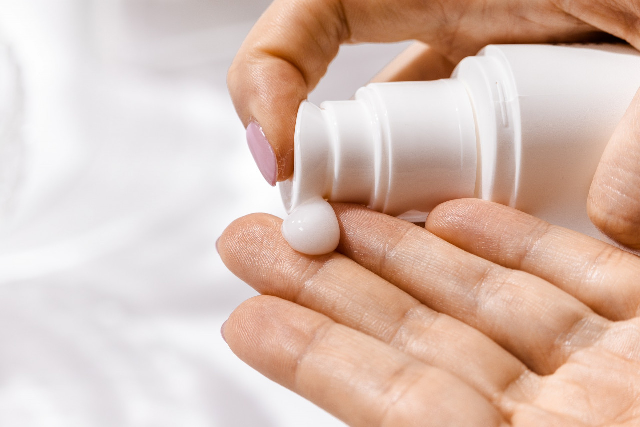 Body lotion should be avoided on sensitive facial skin. - Pexels pic