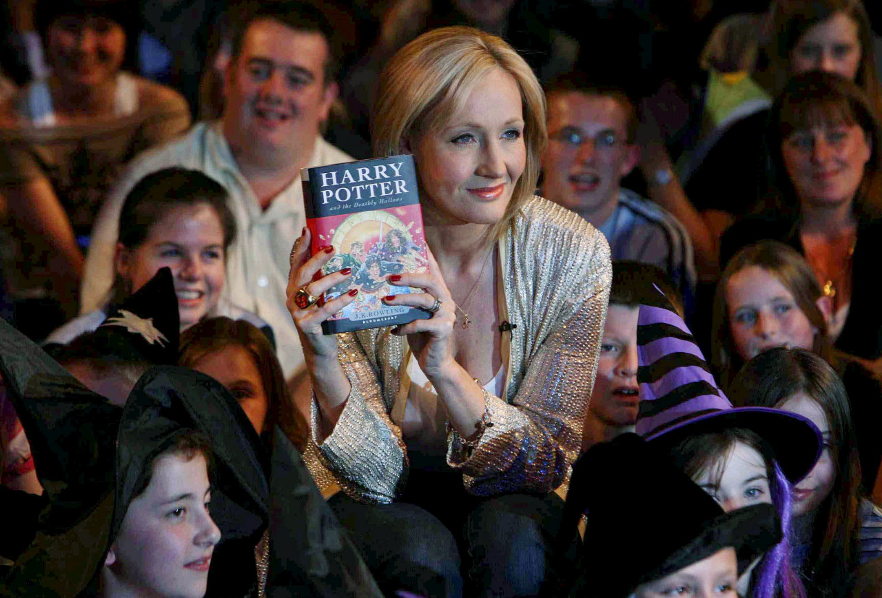Author JK Rowling attends a photocall at the Natural History Museum in London, England at midnight Friday, July 20, 2007 to launch 'Harry Potter and the Deathly Hallows'. - EPA pic