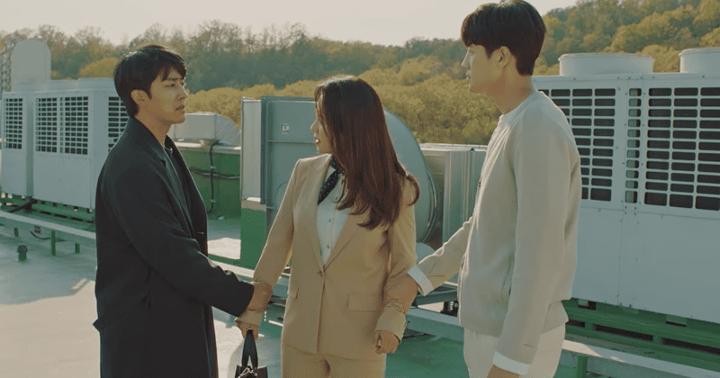 Caught in between love interests. – Pic courtesy of JTBC