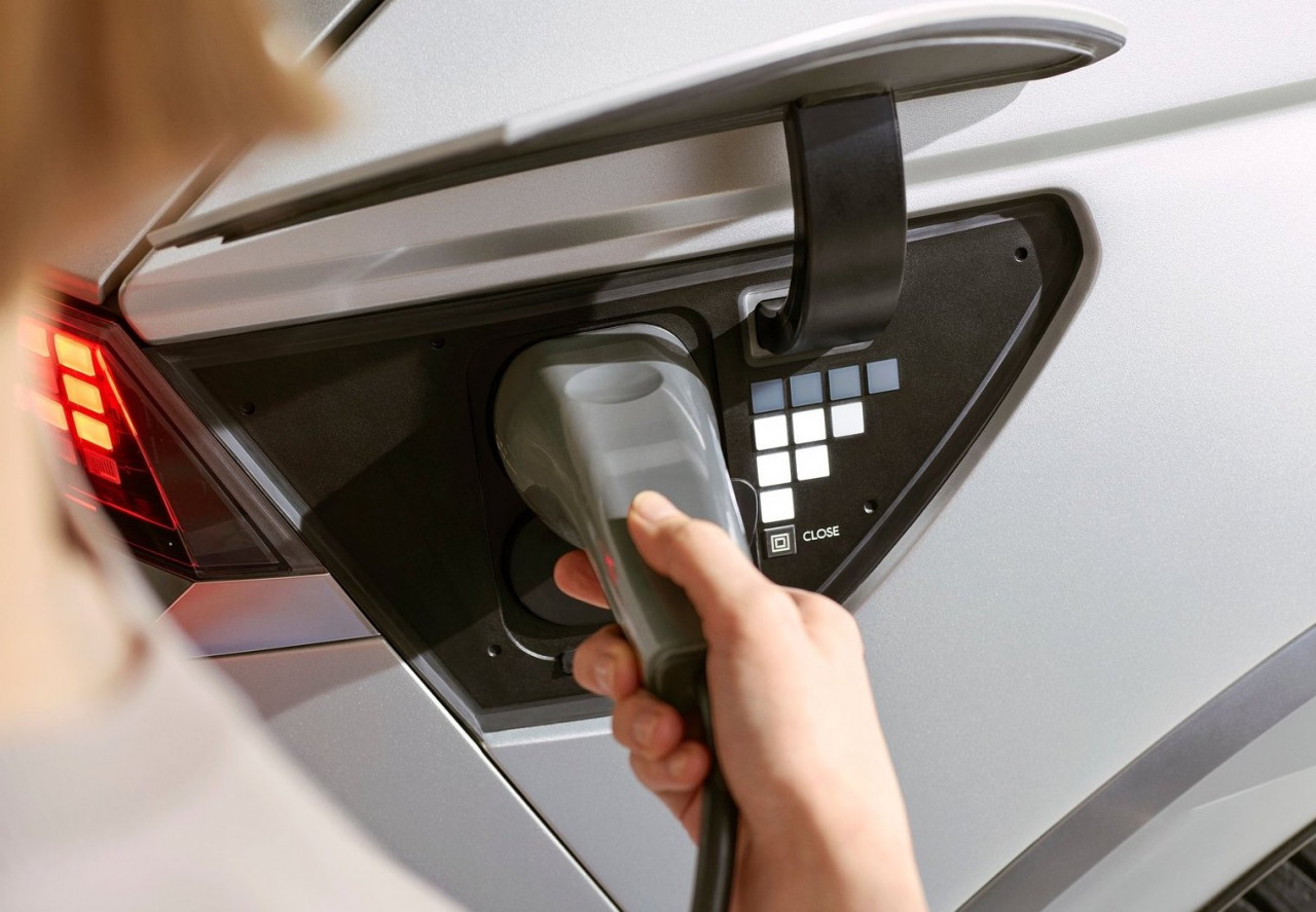 Customers can select from two battery pack options, either 58 kWh or 72.6 kWh. - Pic courtesy of the Hyundai Motor Corporation