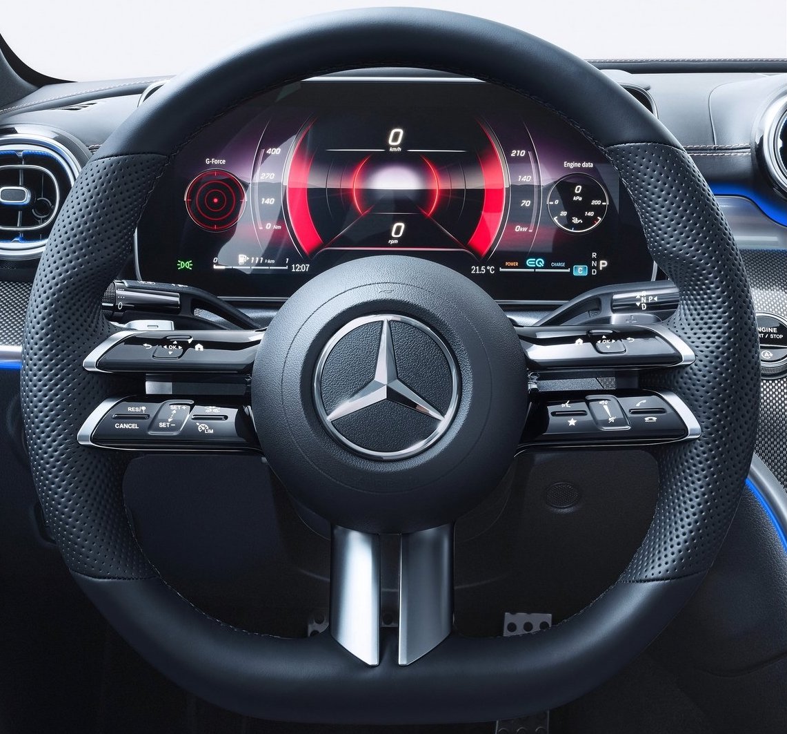 The high tech steering wheel of the C-Class. - Pic courtesy of Mercedes-Benz AG