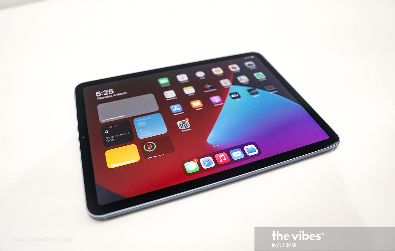 The 4th generation iPad Air, featuring a 10.9-inch Liquid Retina display. – ALIF OMAR/The Vibes pic