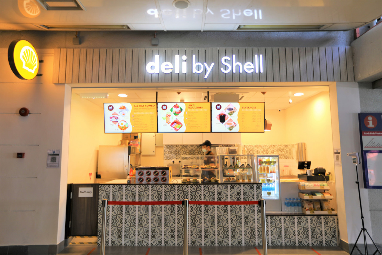 Customers can choose from more than 20 delicious food items on the menu. – Shell Malaysia pic