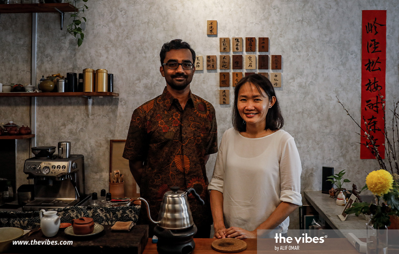 Mahenbala and Lau Siow Fei, co-owners of Tanah dan Air. – ALIF OMAR/The Vibes pic