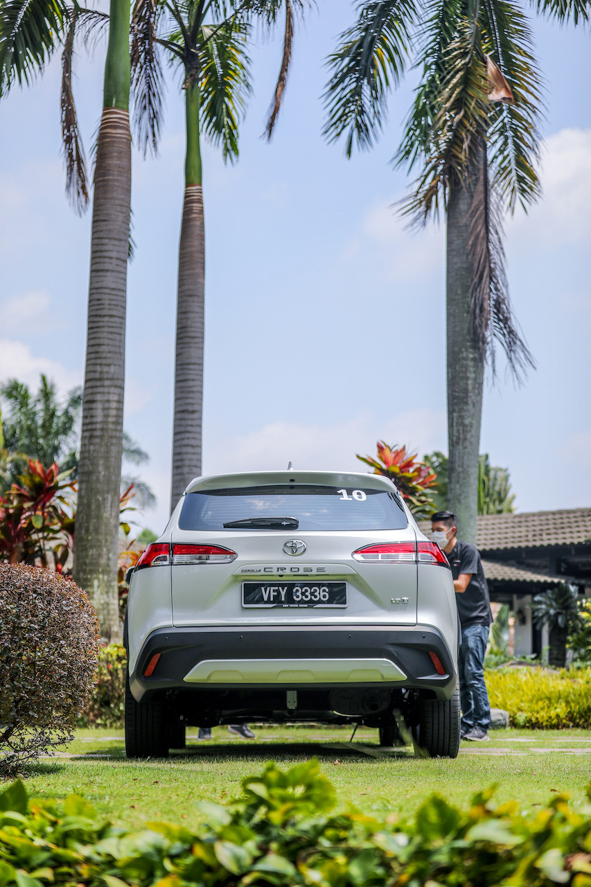 The Cross is priced from RM134,000 (without sale tax exemption) and RM124,000 (with sale tax exemption until 30 Jun 2021) in Peninsular Malaysia without insurance. – Pic courtesy of UMW Toyota 