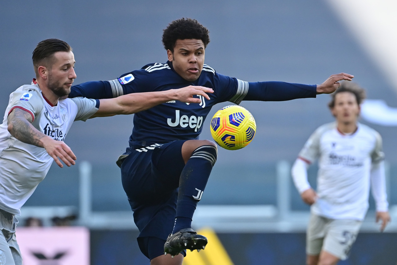 Juventus' American midfielder Weston McKennie (C) and Bologna's Dutch defender Mitchell Dijks. AFP pic.