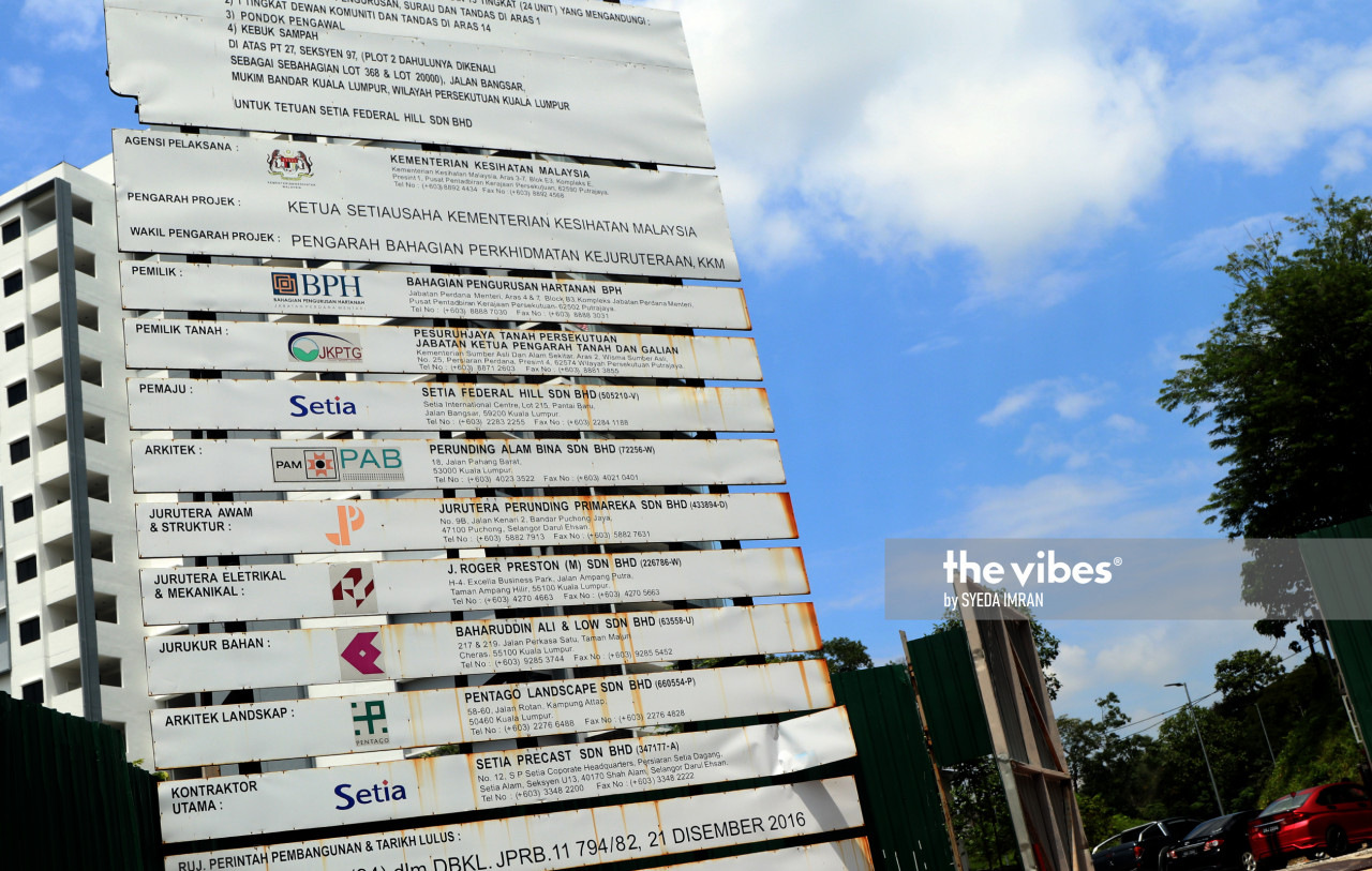 A billboard is displayed outside of the construction site in Federal Hill. – The Vibes pic, October 5, 2020