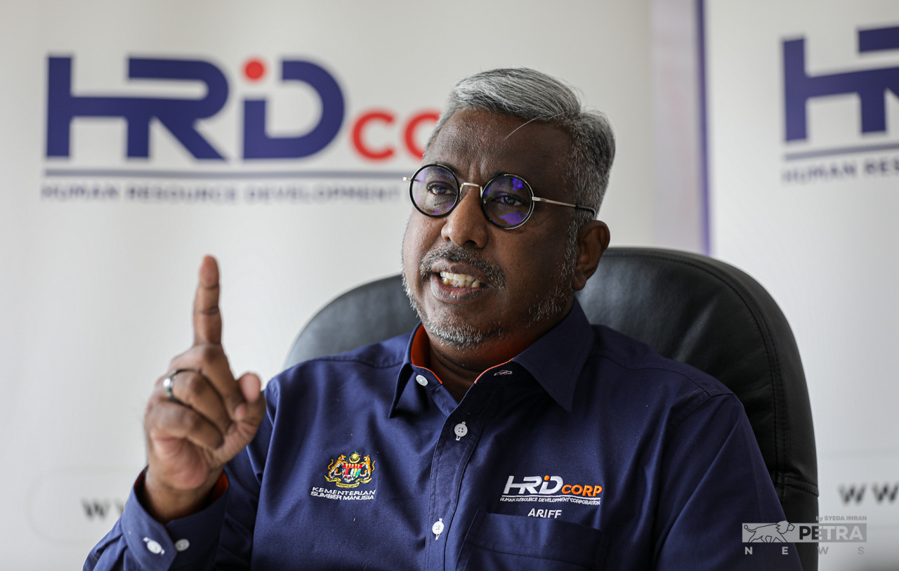 Bearing the amount spent on low-value certificates, HRD Corp chief operating officer Datuk Ariff Farhan Doss says that HRD Corp is looking to provide proper micro-credentials that came with accreditation from third parties that have credible standing. – The Vibes file pic, July 29, 2022
