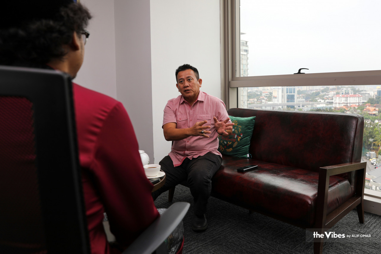 Datuk Tun Faisal Ismail Aziz says there are Umno members who feel wronged because they voted for party candidates in GE15, trusting the party not to support Datuk Seri Anwar Ibrahim and Pakatan Harapan. – ALIF OMAR/The Vibes pic, February 5, 2023