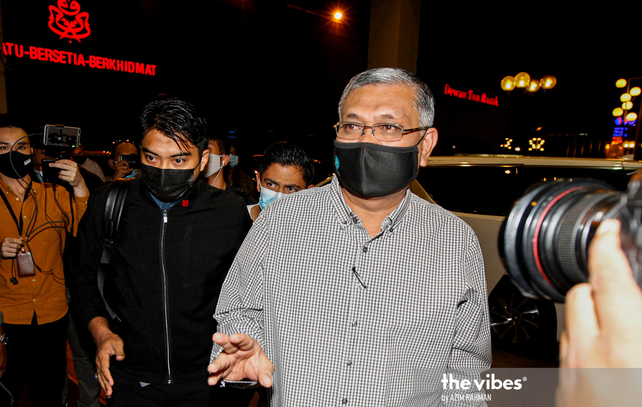 Datuk Shamsul Anuar Nasarah at the Umno HQ tonight. – AZIM RAHMAN/The Vibes pic, January 6, 2021