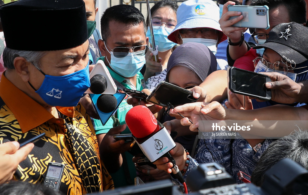 Datuk Seri Ahmad Zahid Hamidi says he will submit Umno’s candidate list for the menteri besar position to the sultan as soon as possible. – SAIRIEN NAFIS/The Vibes, December 6, 2020