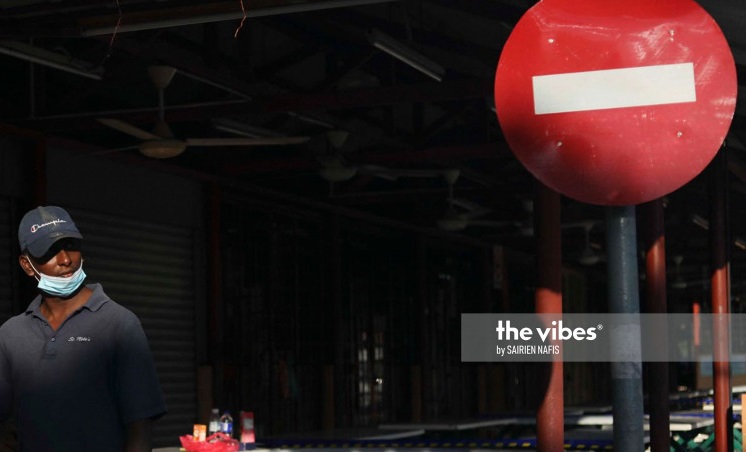 On edge small and medium businesses are banking on a lifeline in Budget 2021 for a greater chance at surviving the economic fallout stemming from the pandemic. – SAIRIEN NAFIS/The Vibes, October 28, 2020