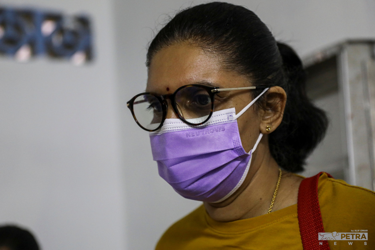 Sarinderjit says she has had to take several loans to cope with the cost of home repairs as well as replace electrical appliances and furniture that were lost in the floods. – ALIF OMAR/The Vibes pic, May 14, 2022