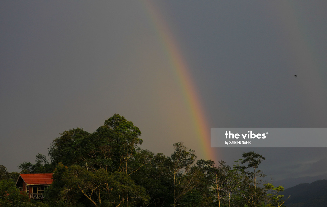 A glimpse of the rainbow in Kokol Hill in Menggatal. - The Vibes pic, Oct. 1, 2020