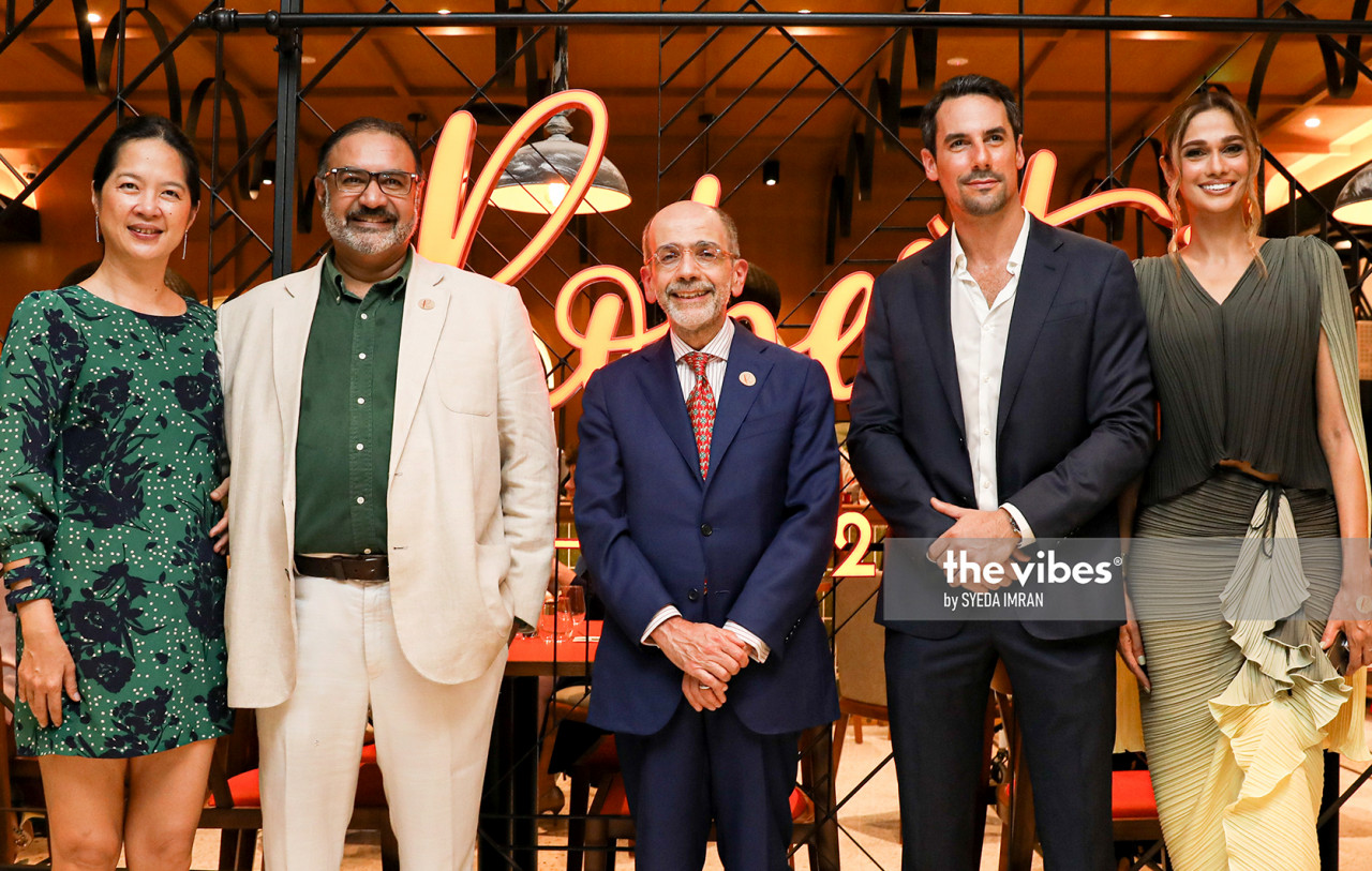 (From L) Datin Winy Sekhar, chief executive and chairman of Petra Group, Datuk (Dr) Vinod Sekhar,  Ambassaor of Italy, H.E Cristiano Maggipinto, chief executive of Petra Cucina, Roberto Guiati, and Kavita Sidhu. - The Vibes pic