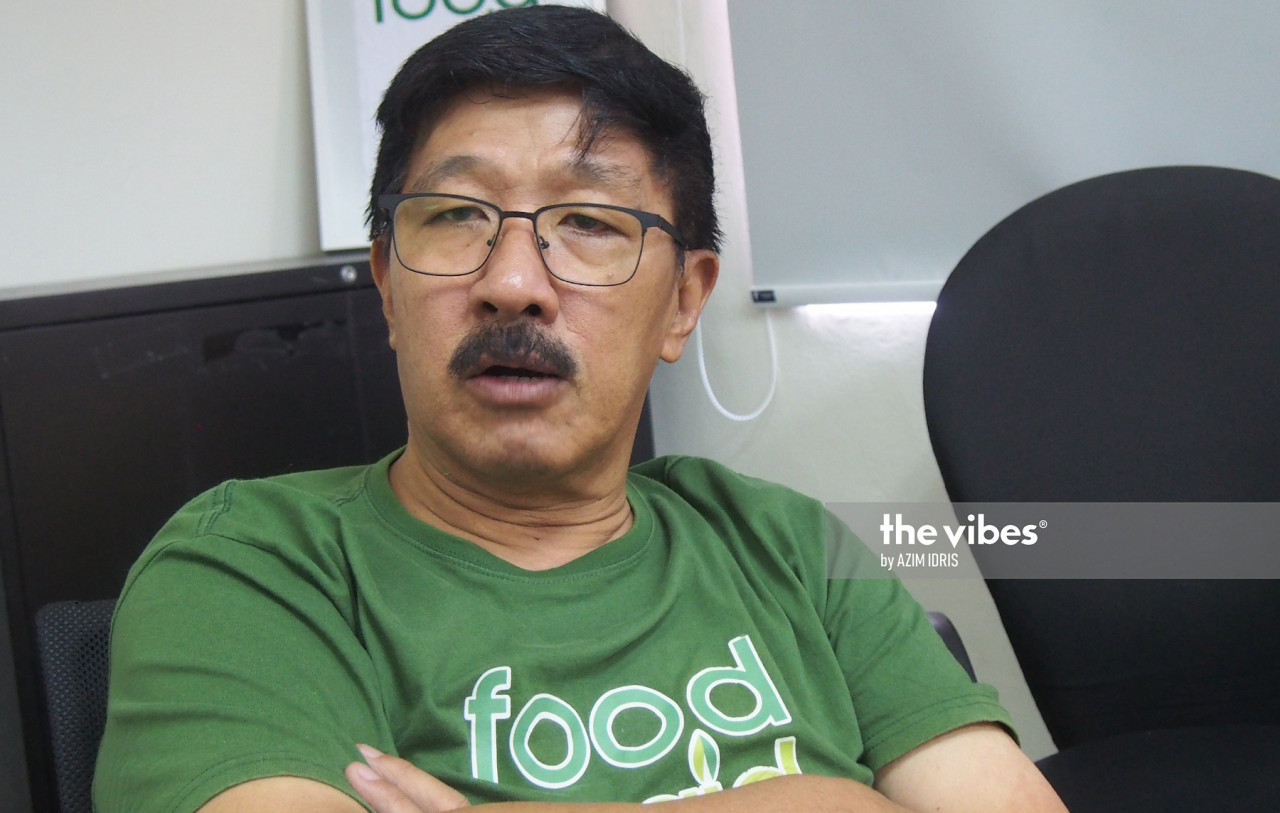 Food Aid Foundation founder Rick Chee got the idea of setting up a food bank after growing up in poverty and then working in the hospitality industry, where he witnessed huge amounts of food going to waste. – A. AZIM IDRIS/The Vibes pic, October 18, 2020