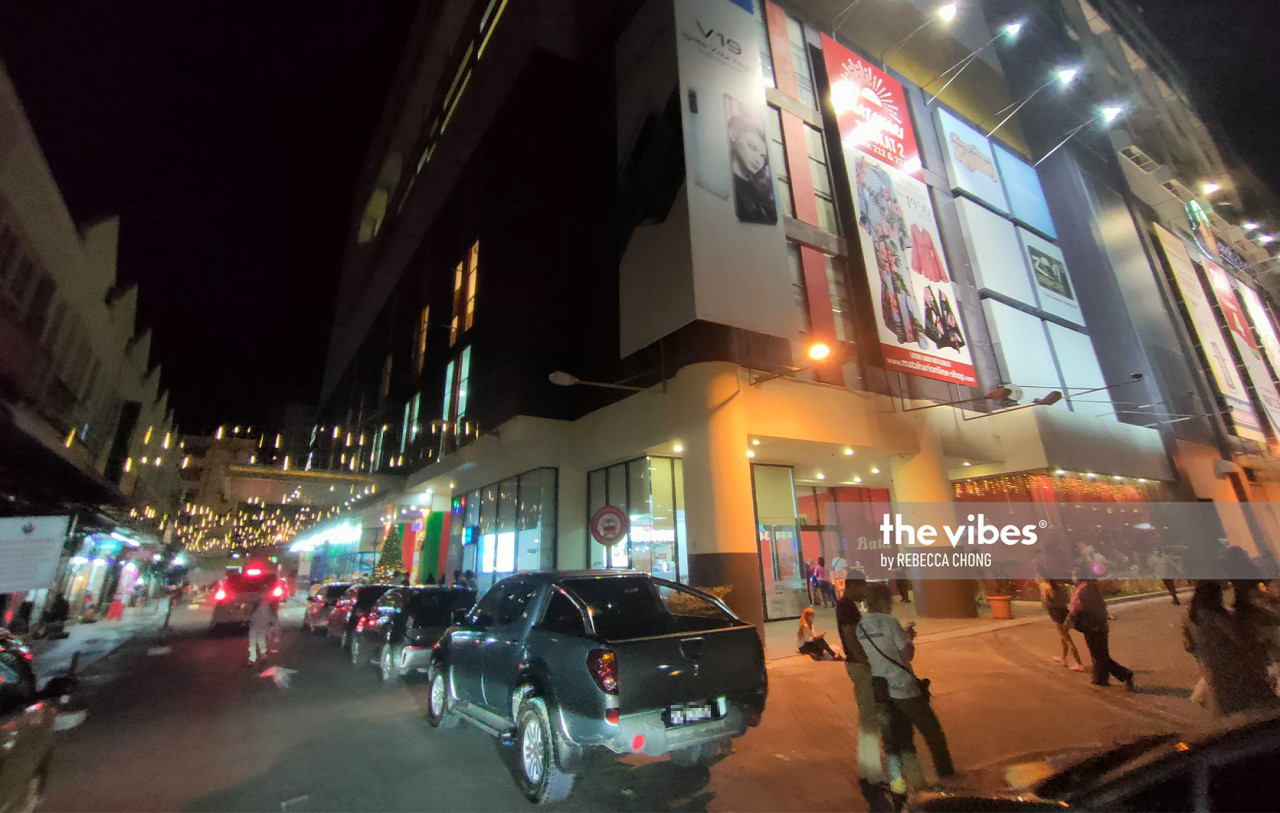 Harbour Mall Sandakan and its surrounding areas is the only bright spot of in the area – REBECCA CHONG/The Vibes pic, December 27, 2020