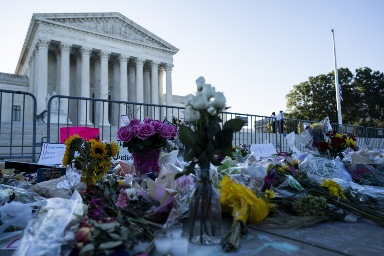 A makeshift memorial for late US Supreme Court Justice Ruth Bader Ginsburg, on September 22, 2020. – AFP pic, September 22, 2020.