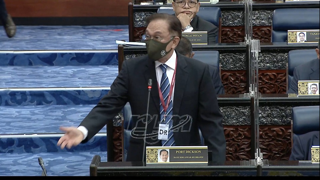 Opposition leader Datuk Seri Anwar Ibrahim today brings up his request for the Dewan Rakyat speaker to review the House’s Covid-19 SOPs. – Screen grab, November 23, 2020