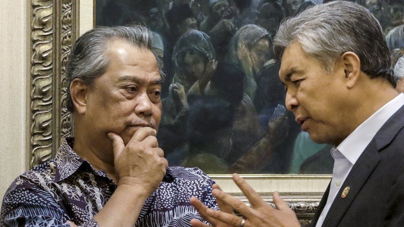 Only a few Umno members have conveyed their want to work with Tan Sri Muhyiddin Yassin and his party, Bersatu, with Umno president Datuk Seri Ahmad Zahid Hamidi saying the supreme council will vote on the matter. – Mole.my pic, January 5, 2021