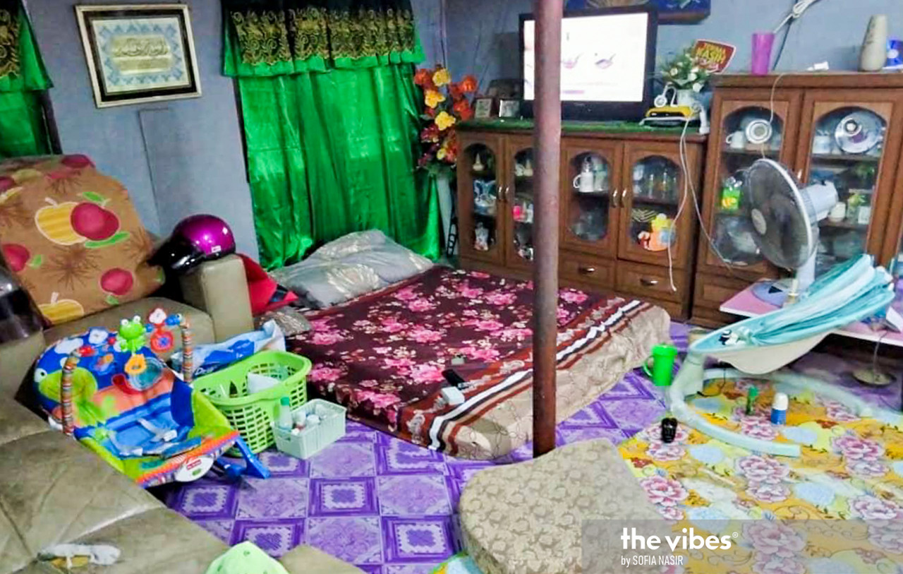 The mattress where the male monkey was found not far from the victim. – SOFIA NASIR/The Vibes pic, January 11, 2021