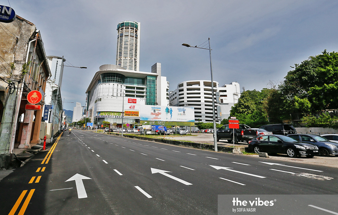 A largely empty road in Penang today, following the imposition of the MCO. – SOFIA NASIR/The Vibes pic, January 13, 2021