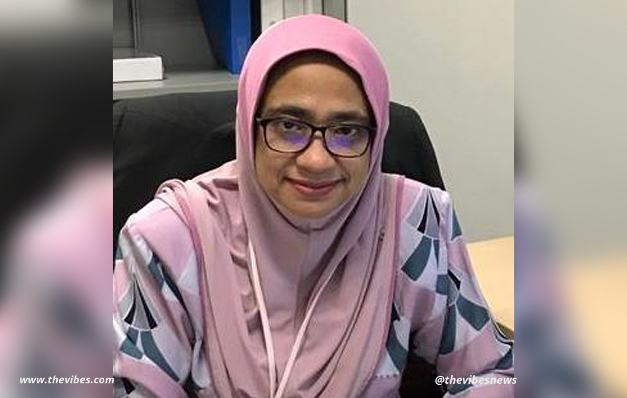 Social Welfare Department public health specialist Dr Aidalina Mahmud says society needs to focus on providing unrelenting moral support to Covid-19 patients. – File pic, February 3, 2021