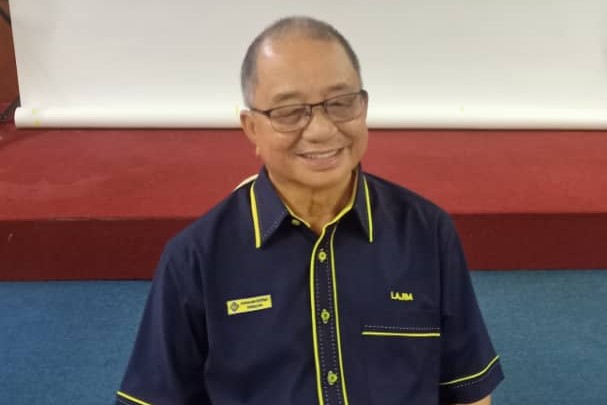 Bersatu supreme council member Datuk Seri Lajim Ukin agrees with Datuk Seri Bung Moktar Radin when the latter asks to settle GRS’ GE15 seat allocation matters in the state as soon as possible. – File pic, February 22, 2021