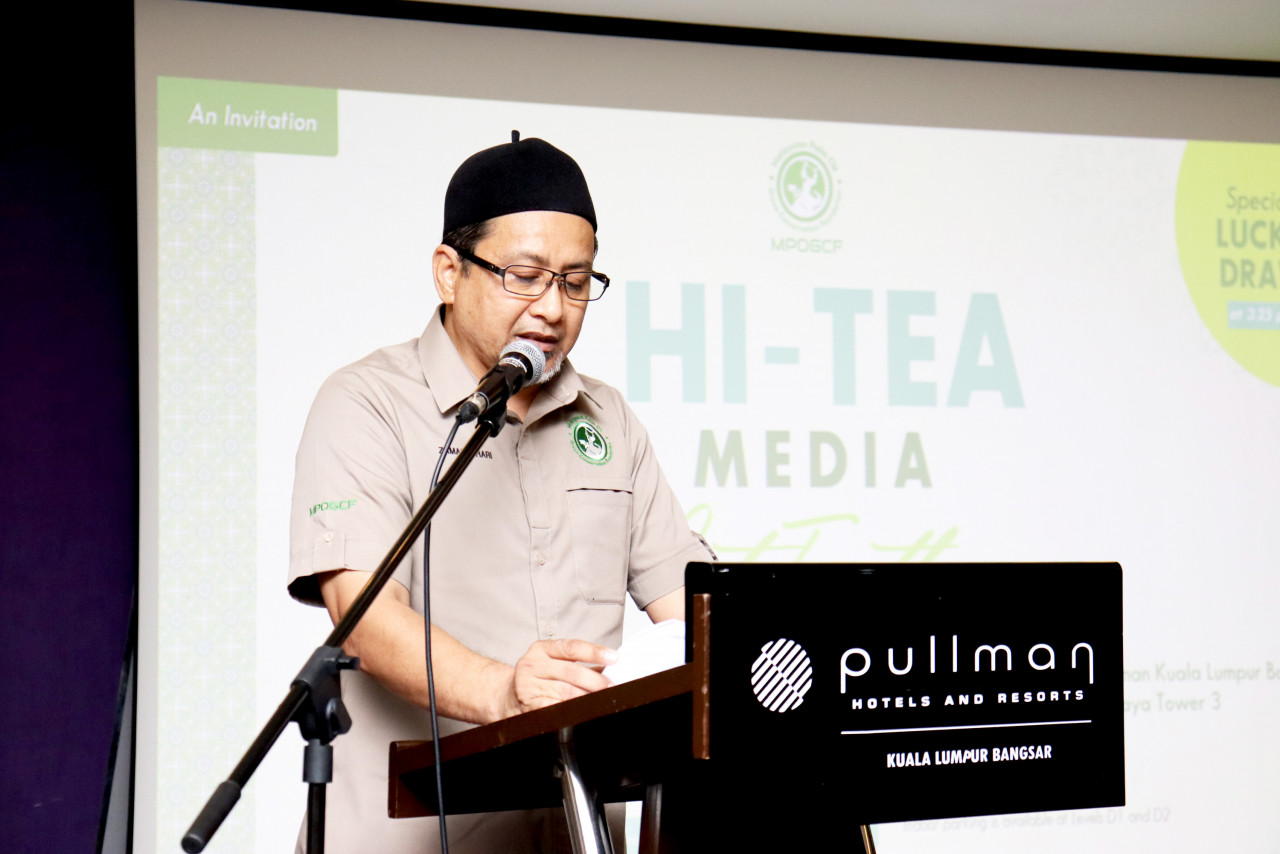 In a speech at a hi-tea with the media recently, MPOGCF general manager Zamakhshari Muhamad says the association needs the support of the media and NGOs to protect and champion the palm oil industry which is the fourth largest contributor to the country’s GDP. – Pic courtesy of MPOGCF, June 12, 2022, June 12, 2022