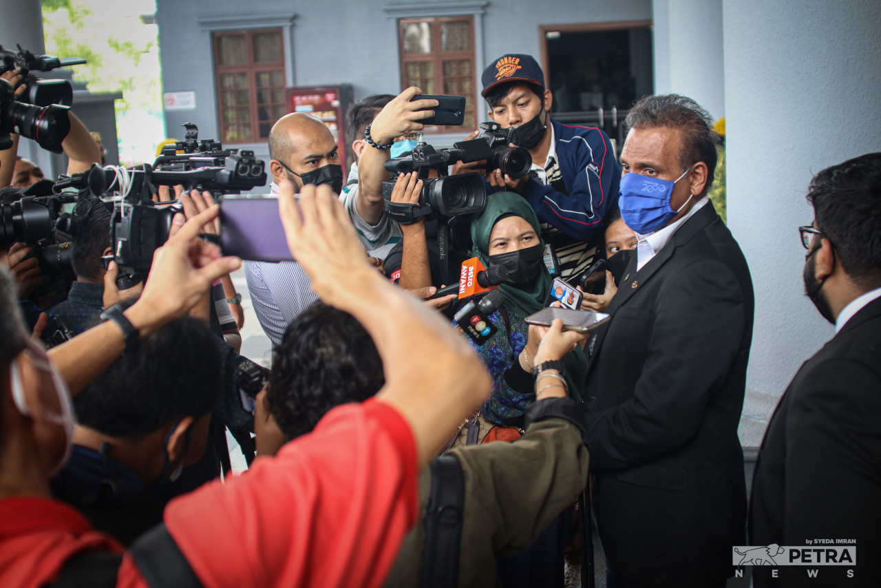 Defence lawyer Ramkarpal Singh (pic) adds that as the sole breadwinner of his family, Rizal van Geyzel is currently taking care of three young children under the age of 13, and a 70-year-old father suffering from cancer. – SYEDA IMRAN/The Vibes pic, July 22, 2022