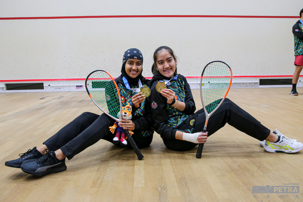 In the women’s doubles, Kedah’s Aifa-Aira Azman (pic) clinched the gold medal after defeating Sabah pair Lai Wen Li-Yee Xin Ying in straight sets, 11-10, 11-9. – ALIF OMAR/The Vibes pic, September 23, 2022