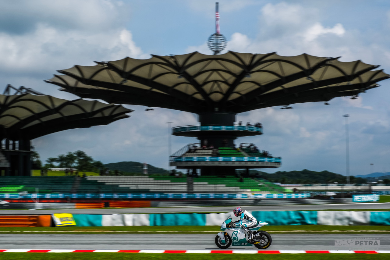 Malaysian rider Kasma Daniel rides past the main grandstand of the Sepang International Circuit as he was a wildcard rider for Moto2. – ABD RAZAK LATIF/The Vibes pic, November 3, 2022