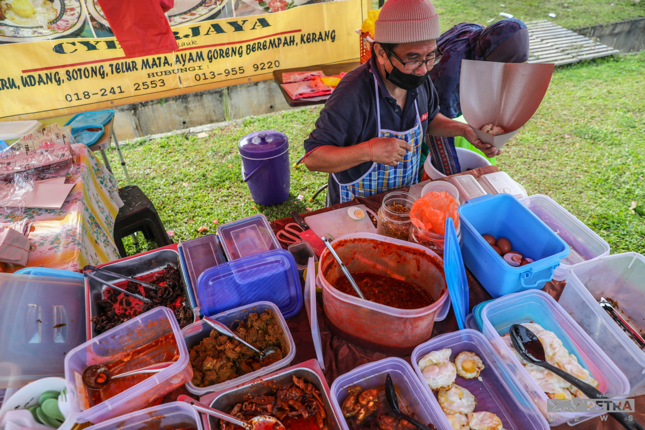 Many smaller businesses are just about to find their footing when the government instead announces the revocation of subsidies on essential items. – The Vibes file pic, June 24, 2022