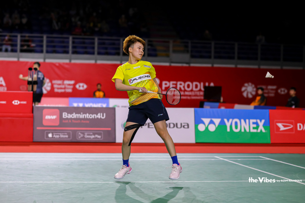 Facing her opponent Yvonne Li for the fourth time, Goh Jin Wei (pic) went into the match with two wins under her belt, but their last meeting at the 2023 All England Championship ended with Jin Wei retiring due to stomach cramps. – AZIM RAHMAN/The Vibes pic, May 24, 2023
