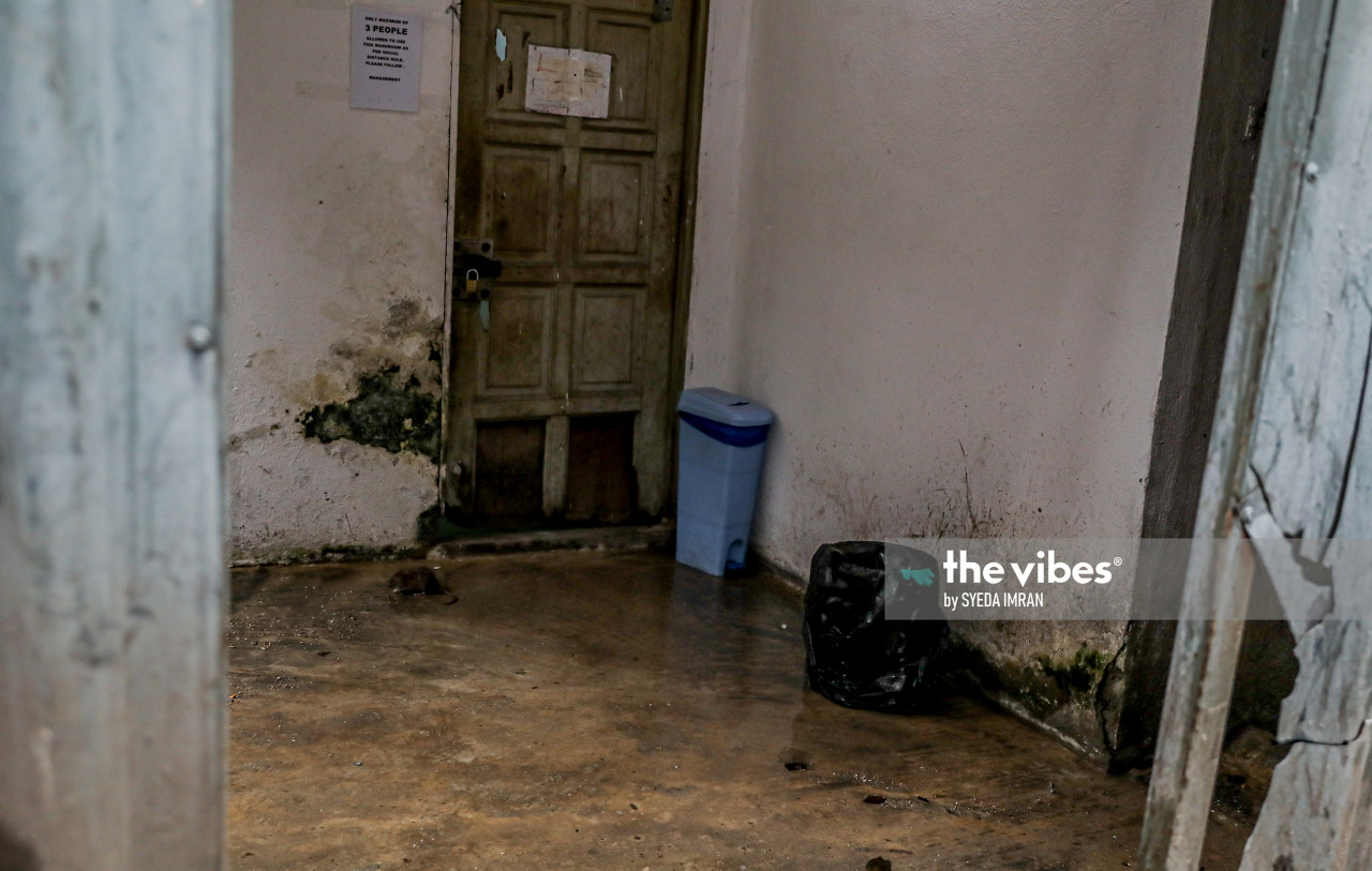 Damp, mouldy walls are telling of the conditions in which employees of a glove factory in Klang live and work. – The Vibes pic, December 26, 2020