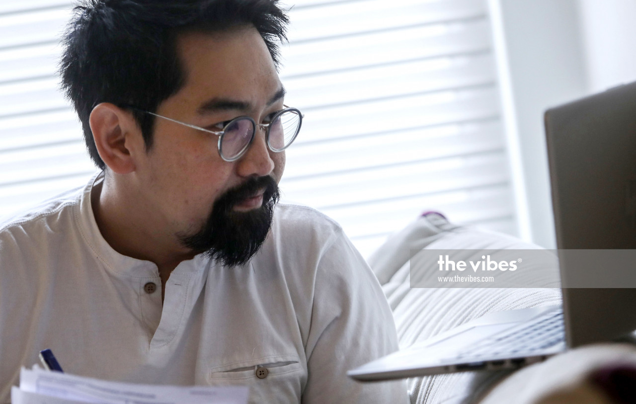 Architect Amir Yujeen Chua has opted to work from his home in Shah Alam during the CMCO. – The Vibes pic, October 25, 2020
