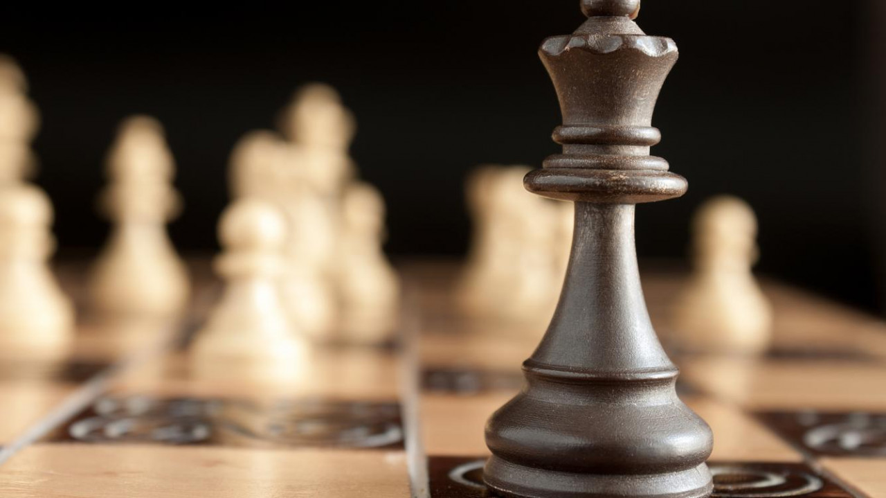 Chess is very dry and brain draining, but The Queen's Gambit somehow manages to add life to the game. chess.com pic