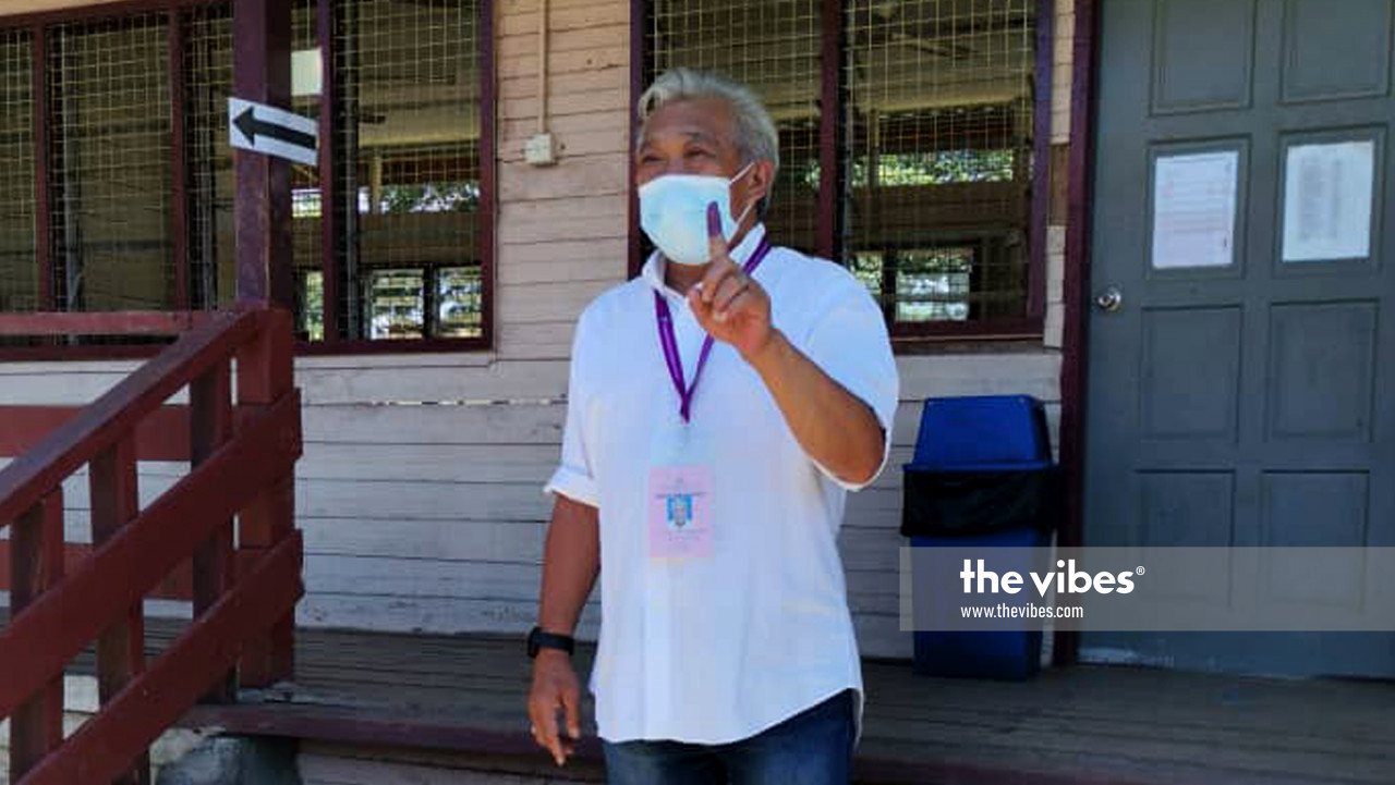 Sabah BN chairman Datuk Seri Bung Moktar Radin after voting at SK Bukit Garam in Kinabatangan this morning. – The Vibes pic, September 26, 2020