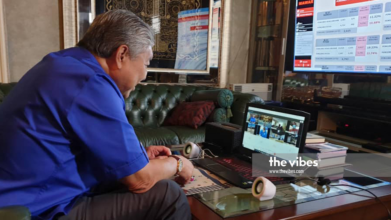 BN chairman Datuk Seri Ahmad Zahid Hamidi, who is under home quarantine, keeping tabs on the Sabah election. – The Vibes pic, September 26, 2020