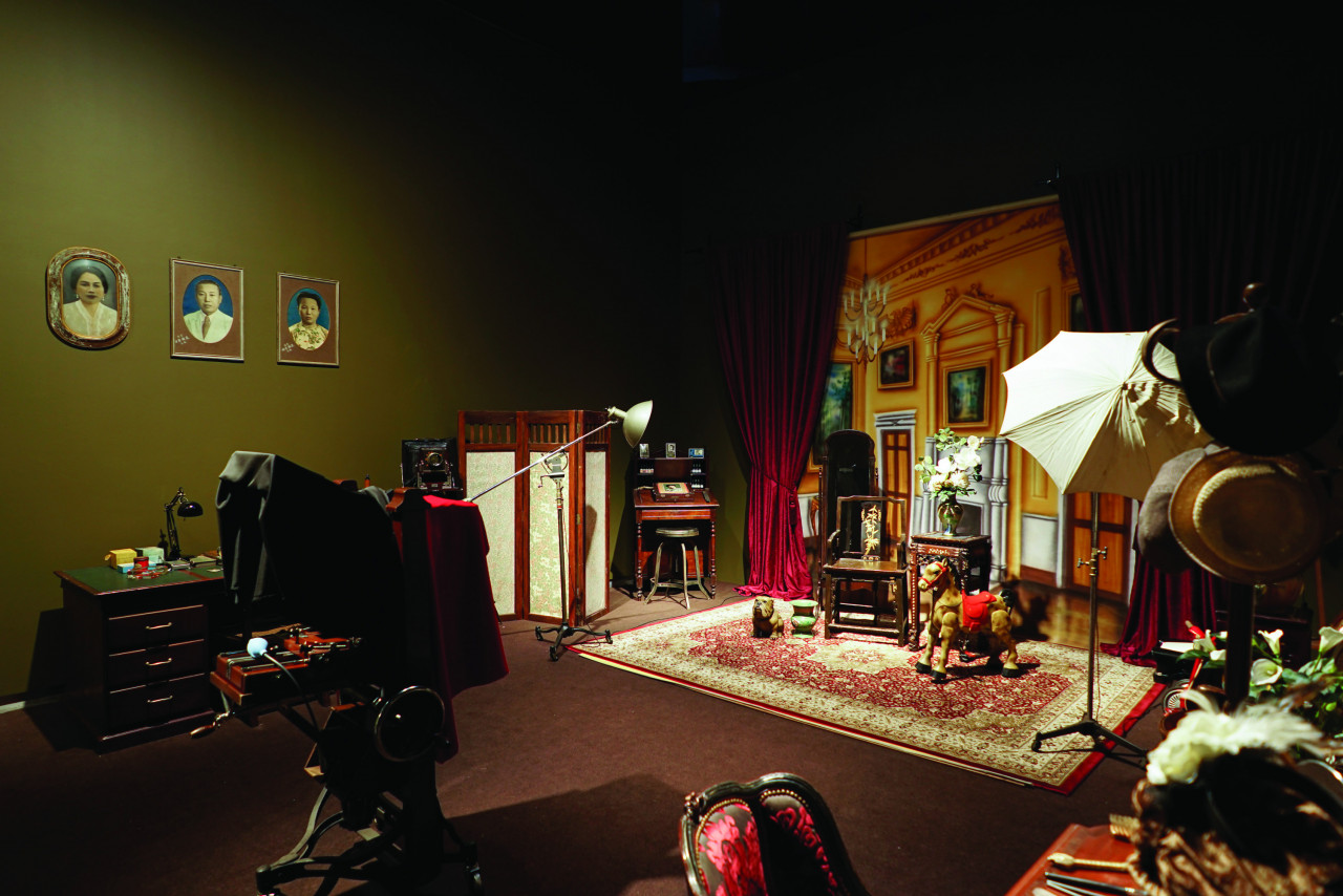 A replica of a traditional photography studio. – Picture courtesy of Ilham Gallery, November 8, 2020