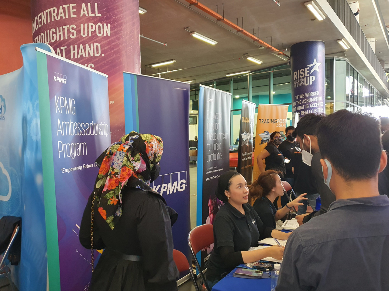 KPMG, a global network of professional firms providing audit, tax and advisory services, was among the companies with recruiting booths at the APU career fair last Wednesday. – APU pic, July 4, 2022