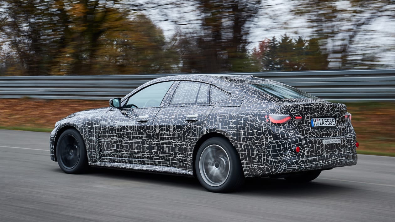 Controllable handling in every situation, fascinating cornering dynamics, optimised traction in all weather and road conditions, and perfectly balanced ride comfort. – BMW AG pic, January 26, 2021
