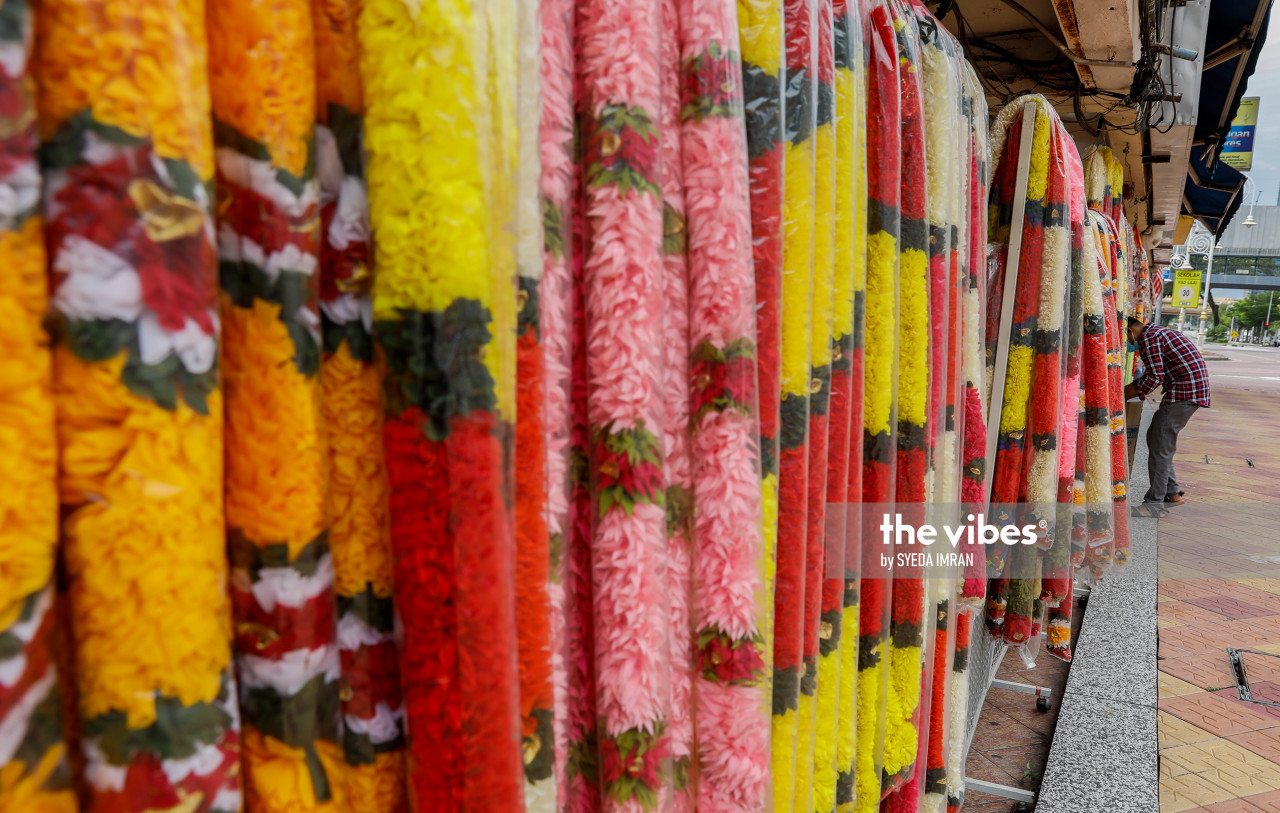 The festival of lights may carry a different feel this year but for many homes, smiles are shared through Deepavali treats. – The Vibes pic, November 13, 2020