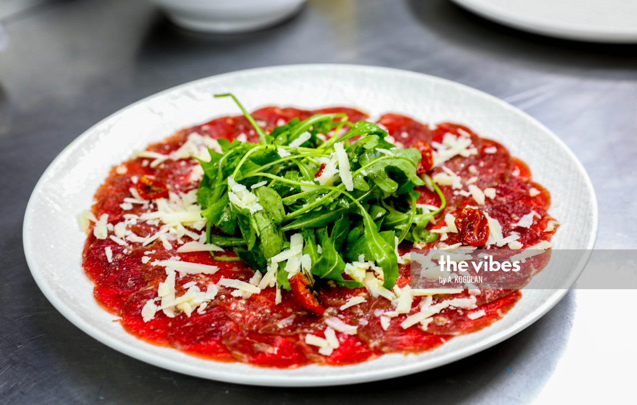‘Carpaccio di manzo’, or the classic Italian beef carpaccio. – The Vibes pic