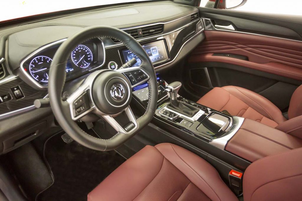 The driver side and dashboard.  – Pic courtesy of Dongfeng Media, October 15, 2020