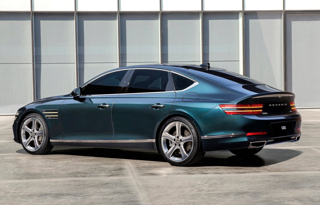 Acoustic glass is used on the windshield and all doors, ensuring a quiet cabin. – Pic courtesy of Genesis