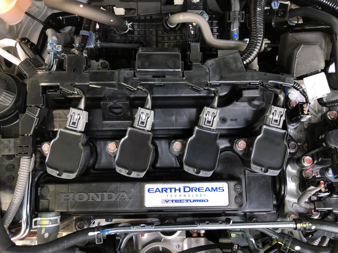 Powered by a 1.5L VTEC Turbocharged engine, which is equivalent to a 2.4L engine performance. – Pic courtesy of Daniel Fernandez